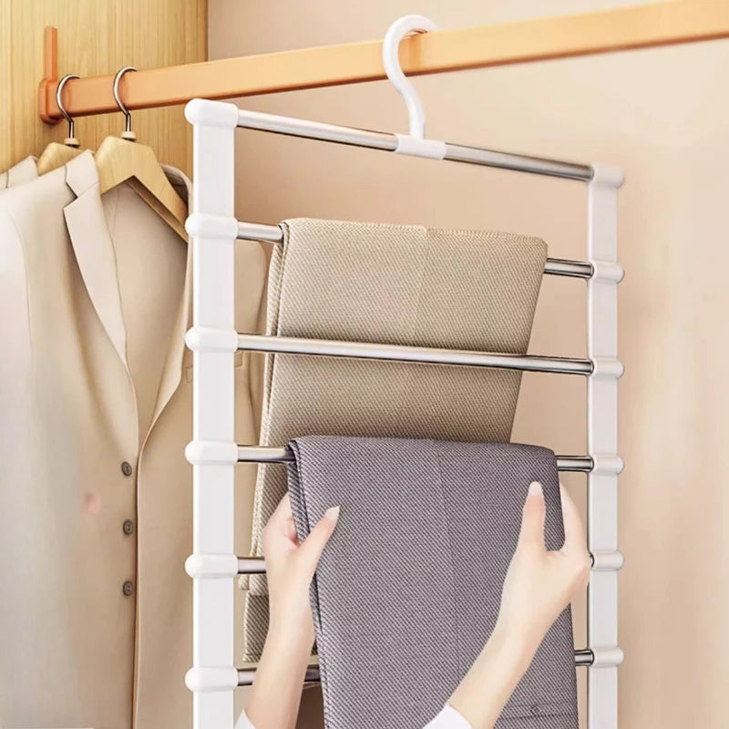 Multifunktionaler Kleiderständer – Platzsparend und praktisch